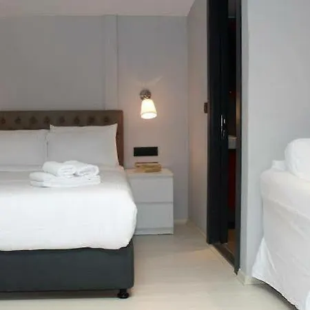 Arkem Atasehir Hotel 2*